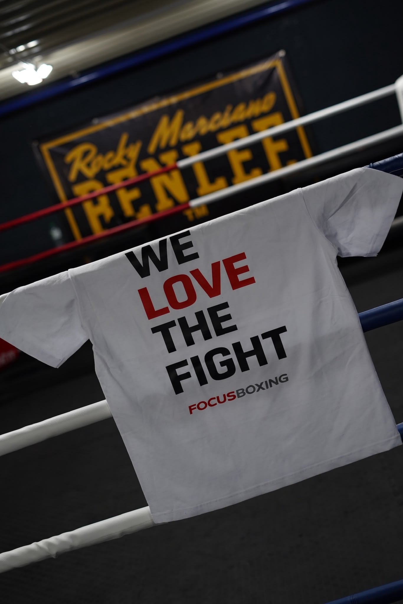 WE LOVE THE FIGHT  OVERSIZED T-SHIRT